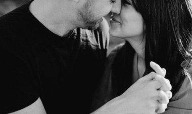 Saklı gizli bir aşktı