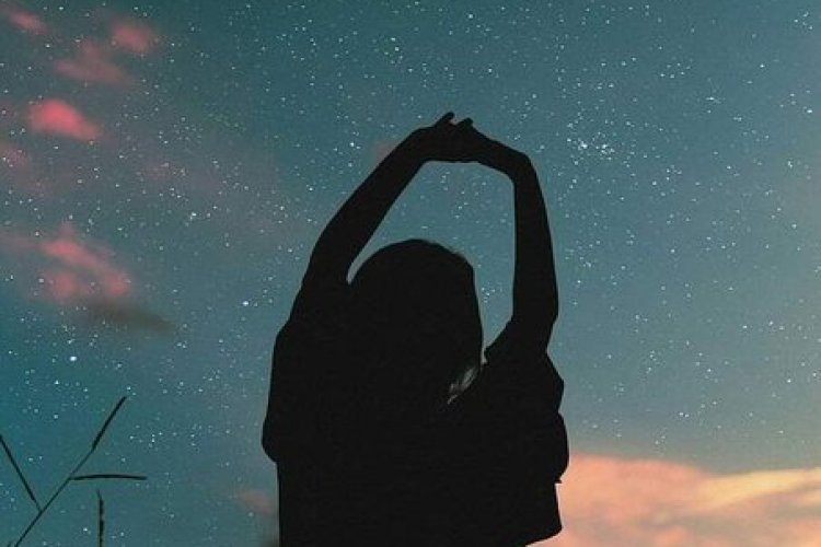 Gece dediğin nedir ki
