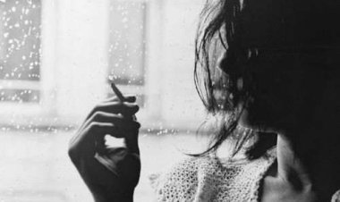 Sora Balkona çıkıp  bir sigara daha yaktım