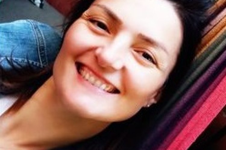 Üç Kız Kardeş