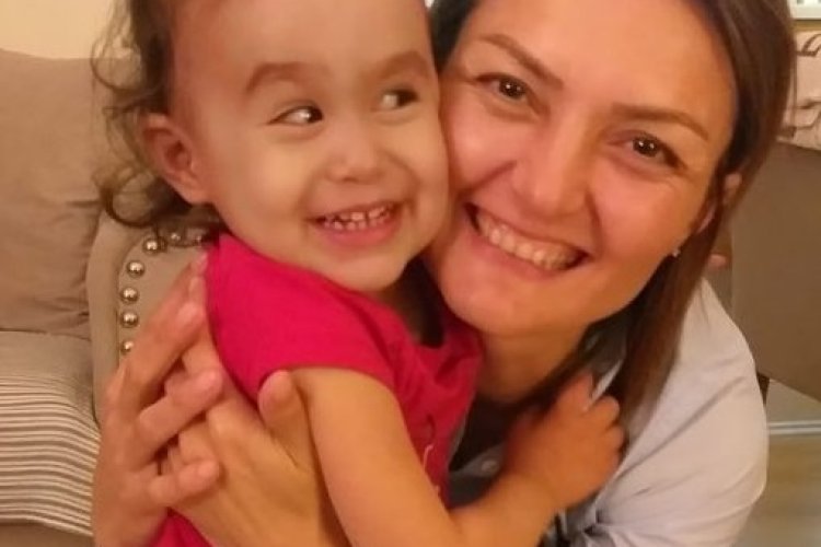 sevgiye ve, övgüye, layık davranışları ,ayırt edebilmek