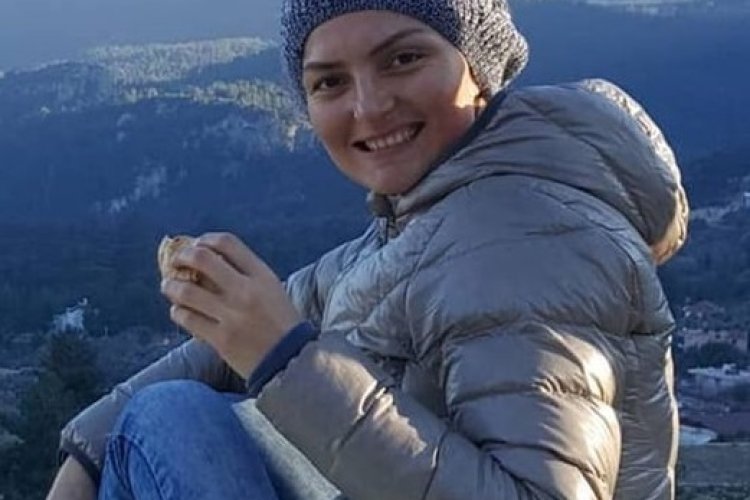 Ben bir psikolog ya da psikiyatr değilim