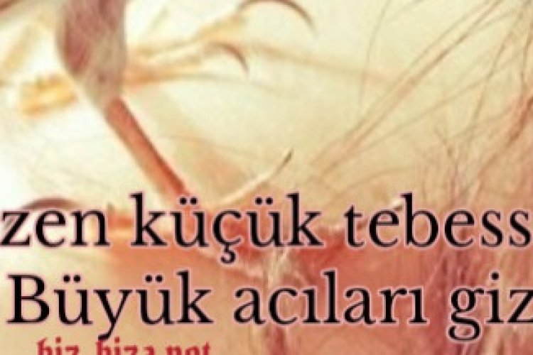 gülümseme ile saklanmış acılar