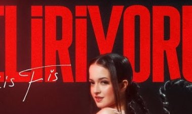 Melis Fis - Deliriyorum şarkı sözleri