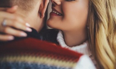 Gözlerinin içini Güldürmektir Marifet