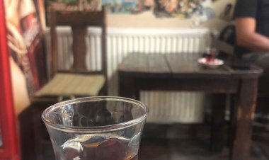 Herkes bir bahane bulur