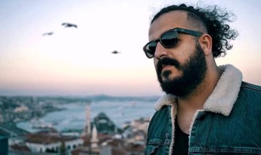 Velet Kimdir Biyografisi Albümleri, Şarkıları