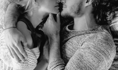 Zaman sadece akıp gitmiyor