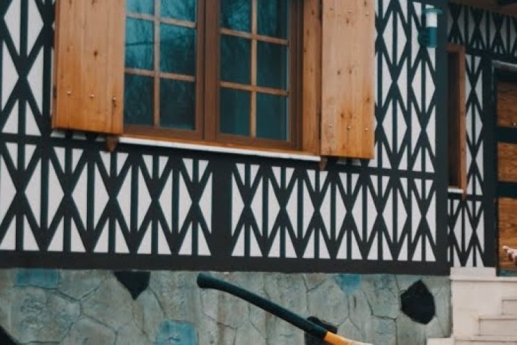 Onay ŞAHİN - Bak Şimdi Pencereden