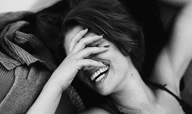 mutluluğun formülü gülmektedir