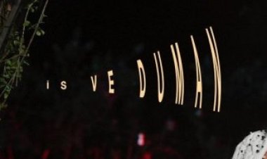 Ömür Gedik - İs ve Duman Şarkı Sözleri