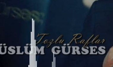 Müslüm Gürses - Altın İken Tunç Oldum Şarkı Sözleri