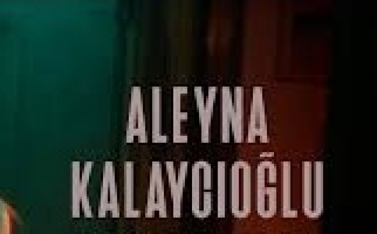 Aleyna Kalaycıoğlu - SON GECE şarkı sözleri