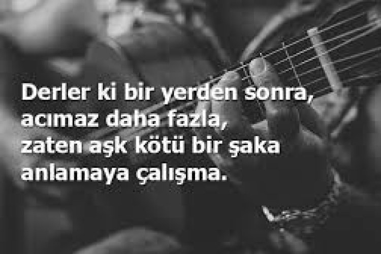 Flört - Güzel Şeyler Var Hayatta Şarkı Sözleri