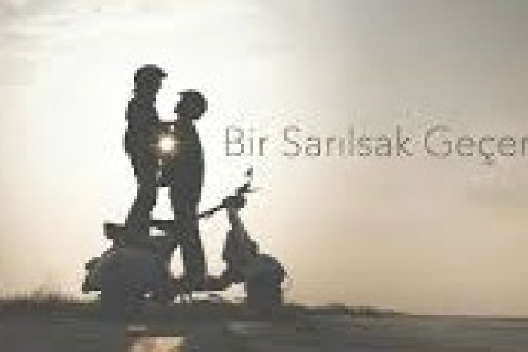 Raviş - Bir Sarılsak Geçer şarkı sözleri