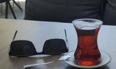 Çay ısmarlamak
