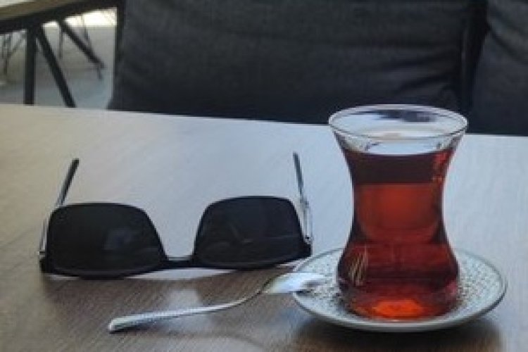 Çay ısmarlamak