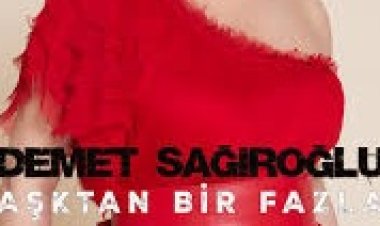 Demet Sağıroğlu - Aşktan Bir Fazla şarkı sözleri