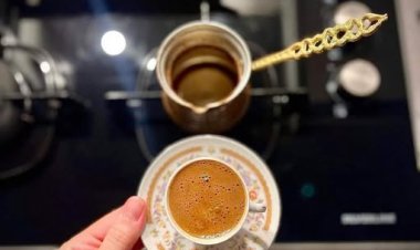 Kadın olmak zor hikayedir