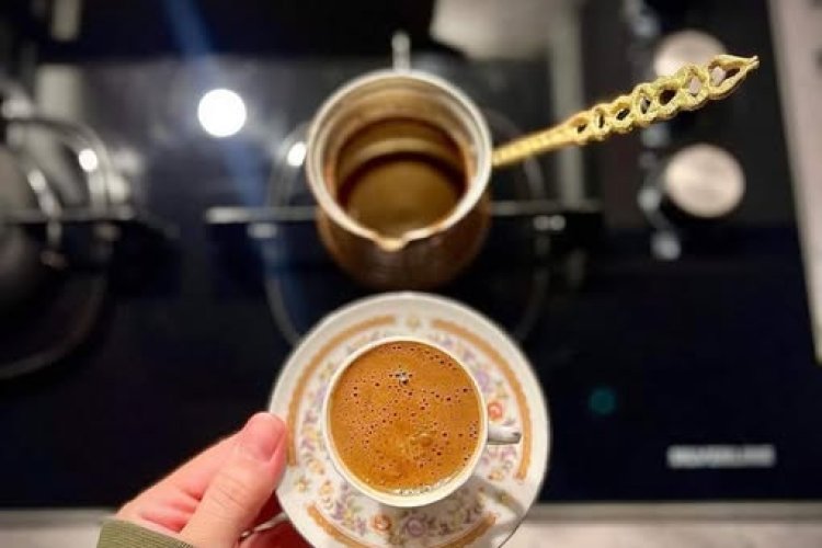 Kadın olmak zor hikayedir