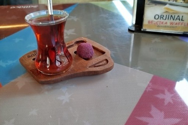 Ellerin mi üşüyor,yüreğin mi