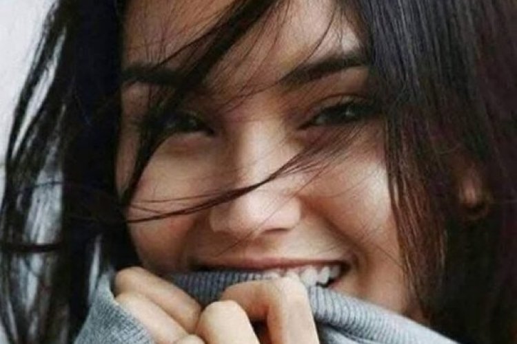 Seninle gezmediğim bir sokak var içimde