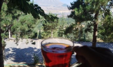 Pazar Sabahı Huzuru Sessizliğin İçindeki Mutluluk ve En Güzel Günaydın Sözleri
