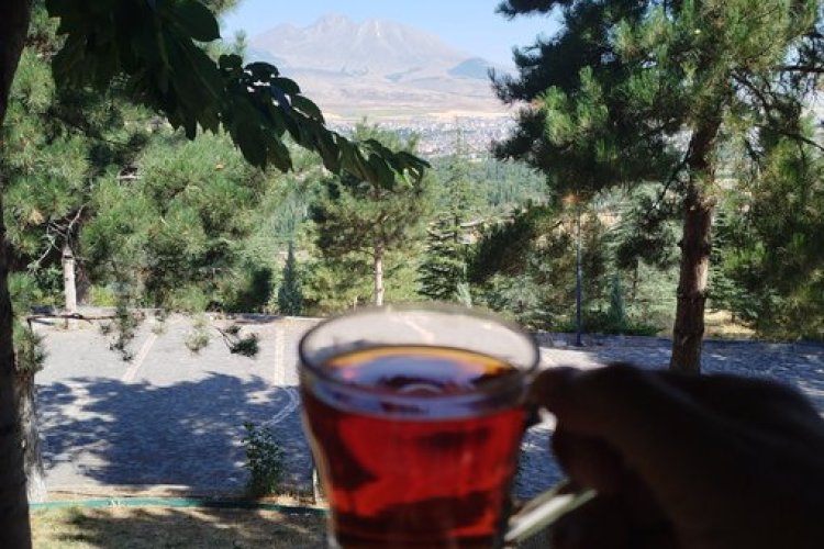 Pazar Sabahı Huzuru Sessizliğin İçindeki Mutluluk ve En Güzel Günaydın Sözleri